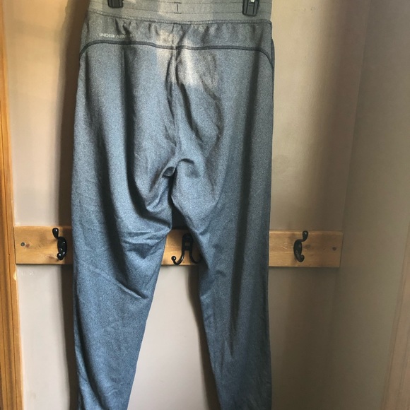 Under Armour Joggers - Picture 2 of 5